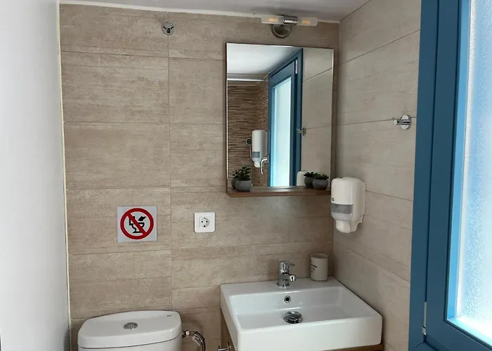 Aleminas 1 3* سيمي